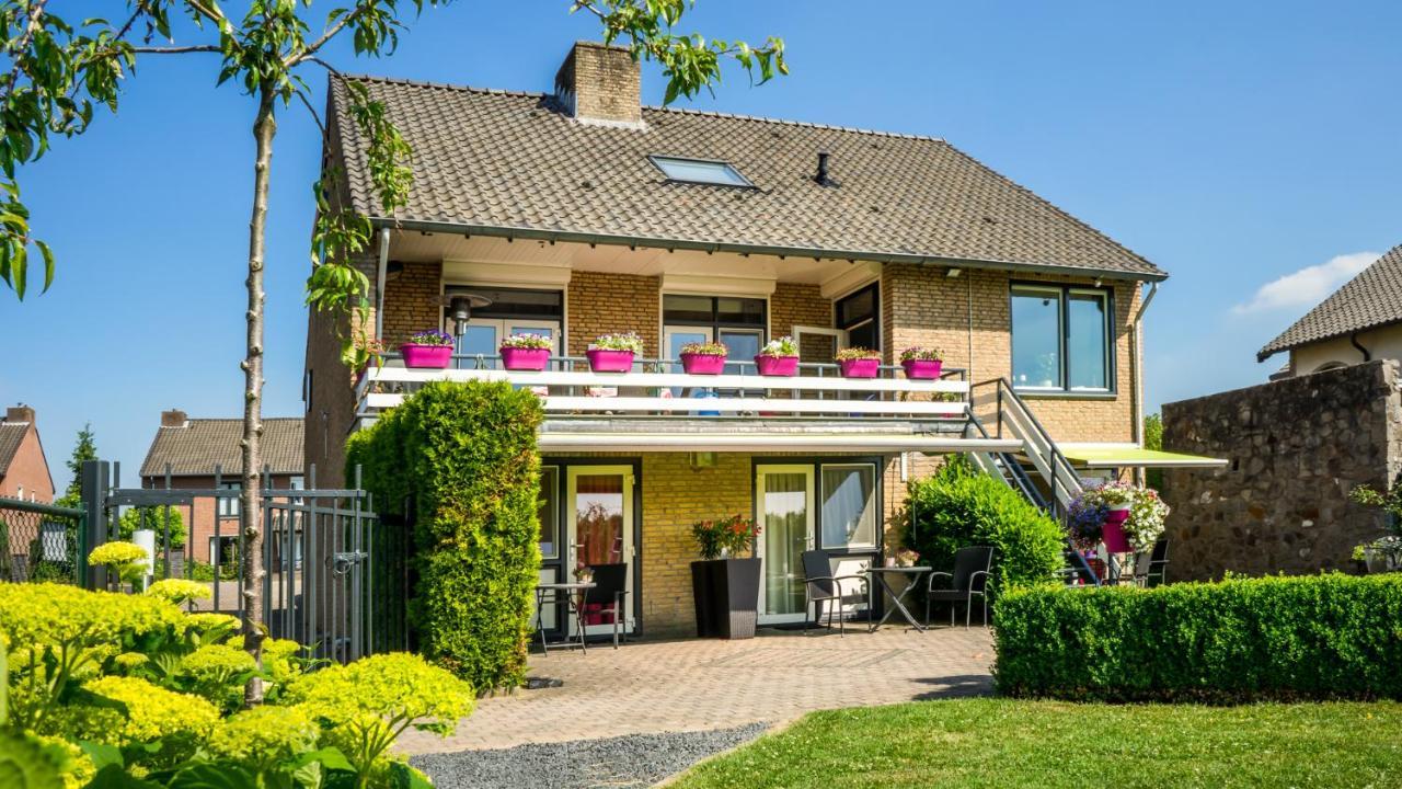 Panorama Sousberg Appartementen Schin op Geul Exterior foto